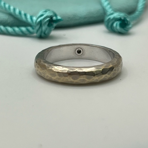 Tiffany & Co. Paloma Picasso 18K White Gold Hammered Diamond Ring - Picture 4 of 7